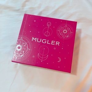 ANGEL NOVA gift set by MUGLER.